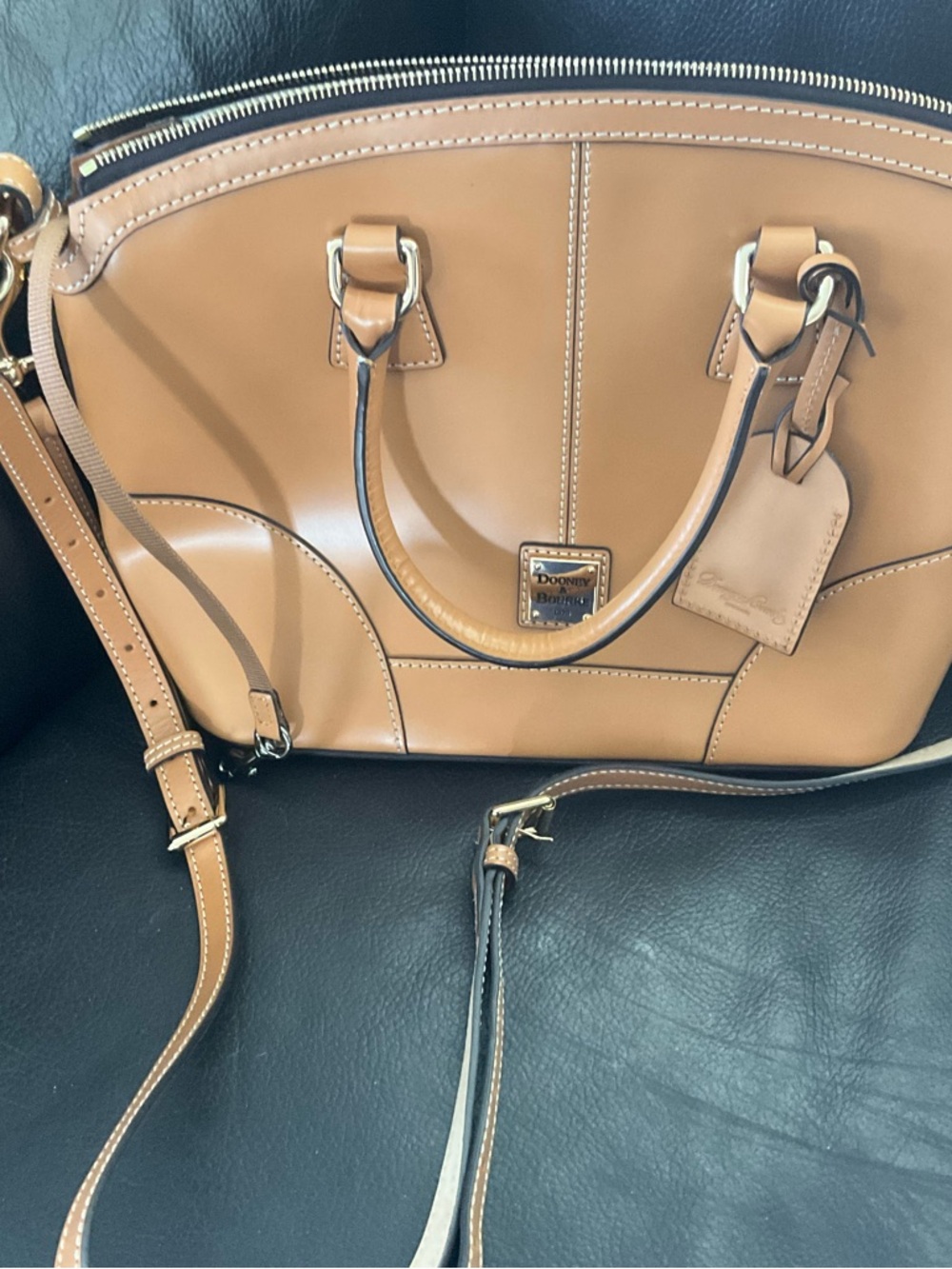 EUC Dooney &  Bourke Selleria  Dome Tote